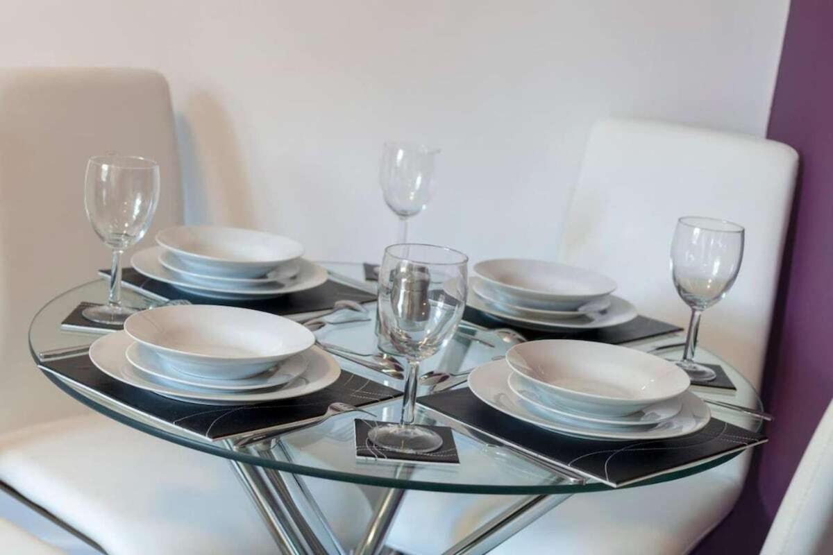 Sav Apartments Clarence Street-Loughborough Bilik gambar